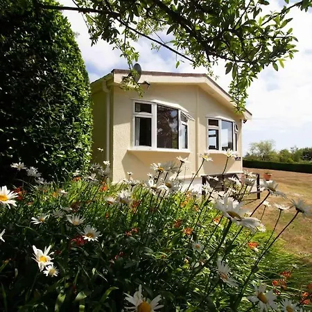 The Little House Apartment Uplyme Exterior photo